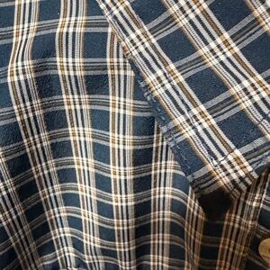 Wrangler Navy and White Plaid Button Down Shirt